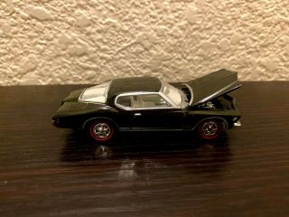 Exclusive Johnny Lightning 1971 Buick Riviera Openable Hood