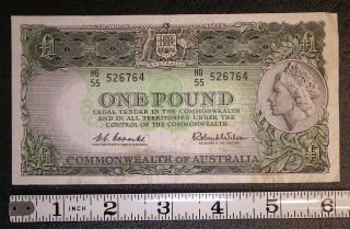 Nd (1953 - 60) Australia 1 Pound Banknote P - 30a Queen Elizabeth 6172
