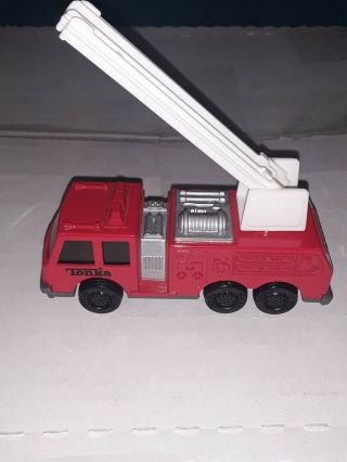 Tonka Fire Truck 1992 Small Fire Engine Metal Body Ladder Lifts 103