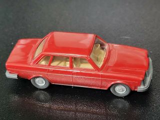 Wiking Volvo 264 (red) - 1:87 Ho Scale
