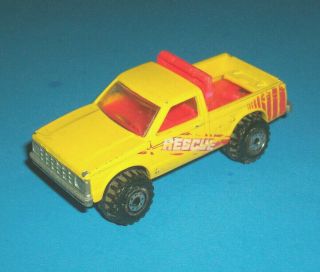 ⭐ Hotwheels Cw Yellow Rescue Chevrolet S - 10 Pickup Truck - Made In Malaysia