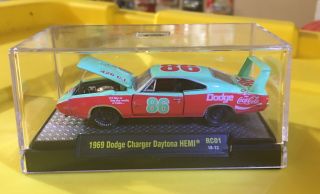 M2 Machines ‘69 Dodge Charger Daytona Hemi (coca - Cola Vintage Nascar) Rc01 18 - 13