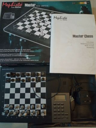 Saitek Mephisto Master Chess Computer With Storage Case Instructions & Charger