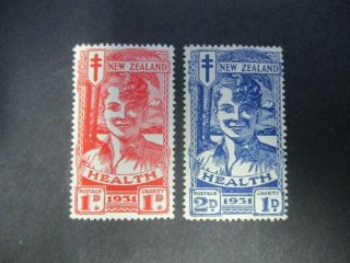 Zealand Stamps: Varieties - Post (e88)