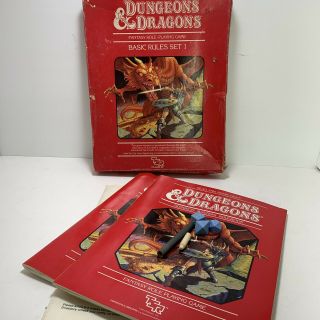 1983 Dungeons & Dragons Basic Rules Set 1 Books Crayon 3 Blue Dice Die