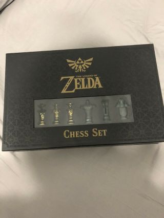 2016 The Legend Of Zelda Chess Set Game Nintendo Gamestop Exclusive Complete