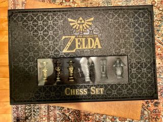 2016 The Legend Of Zelda Chess Set Game Gamestop Exclusive Complete -