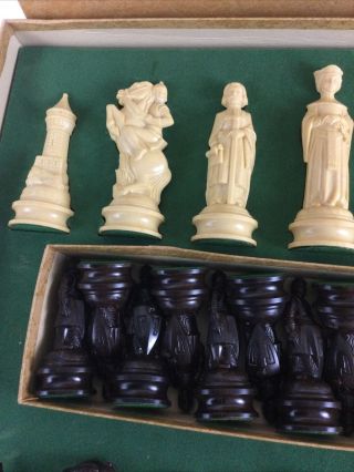 Vintage 1959 E.  S.  Lowe Renaissance Chess / Chessmen Set Complete 2
