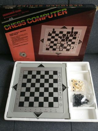 Vintage Fidelity Electronic Chess Computer Designer 2000 Model 6102 By Franco