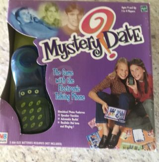 Hasbro Milton Bradley Mystery Date Game