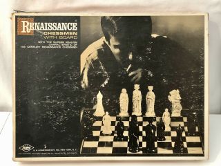 Vintage 1959 Renaissance Chessmen E.  S.  Lowe Chess Set Board Game Weighted Felted
