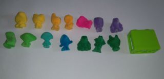 14 Fuzzy Soft Gogo ' s Crazy Bones and Green Display Cube Little Toy Figures 3