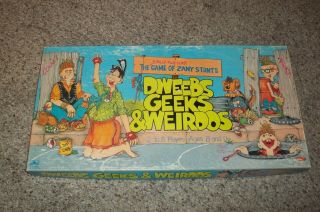 1988 DWEEBS GEEKS AND WEIRDOS BOARD GAME ZANY STUNTS COMPLETE 2