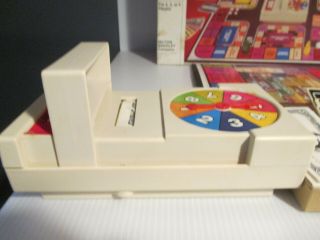 Vintage 1981 Milton Bradley Bargain Hunter Board Game 100 Complete 3