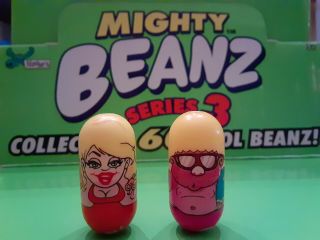 2003 Vintage Mighty Beanz; Series 3; Set Of 2 Uncommon; Themed Pair: Beach