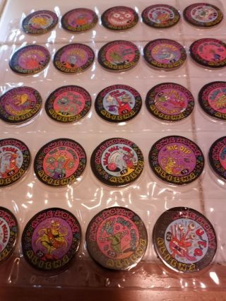 Complete Set Of 24 Awesome Aliens Pogs Caps 1 - 24