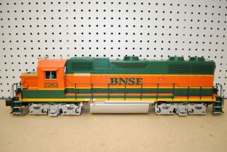 Usa Trains R22204 Bnsf 2263 Emd Gp38 - 2 Diesel Locomotive G - Scale