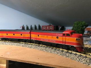 Great Trains Southern Pacific F - 7 A - B - A Custom Painted And Striped Diesel - 4400