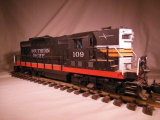 Lionel Large Scale Southern Pacific Black Widow Gp9 Loco Sound G Scale