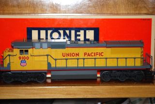 Lionel 6 - 18205 Union Pacific Dash - 8 40c Diesel Locomotive