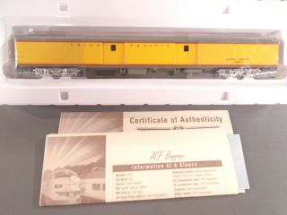 Walthers Ho 932 - 9570 Union Pacific Cities Series Baggage Car
