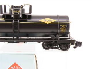 G Scale Aristocraft ART - 41301 GWEX Dow Chemical Single Dome Tank Car 41301 3