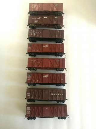 Ho Scale Accurail - Eight Built 40 