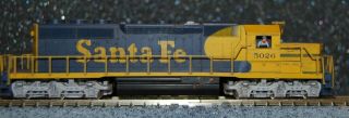 Kato N Scale At&sf - Santa Fe Sd40 - 2 Snoot Cab 5026 Dc - Custom Weathering Added