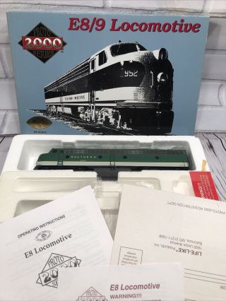 Life Like Proto 2000 Ho Southern E8/9 Diesel Locomotive 2924 -