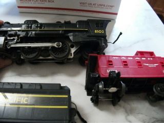 Vintage Lionel 8102 Union Pacific Steam Locomotive With Tender And Caboose