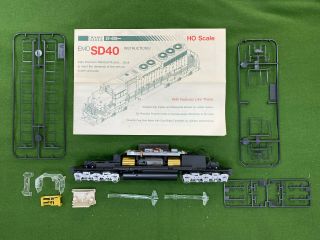 Kato Ho Sd - 40 Locomotive Chassis Or Repairs