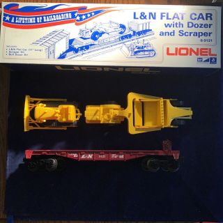 Lionel Modern Era 9121 L&n Flat Car With Dozer And Scraper - -