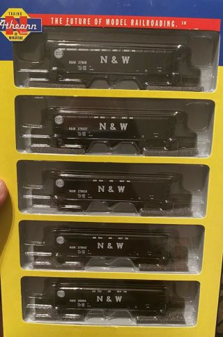 N - Scale Model Railroad Car Norfolk And Western N&w 3 - Bay Hoppers Set/5 Athearn