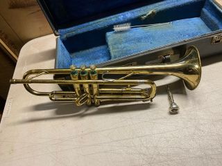 Vintage Reynolds.  Medalist Trumpet With.  7c Mouth Piece