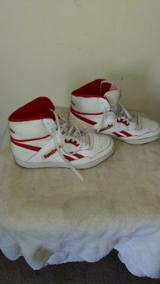 Vintage Reebok Mens Classic High Top Basketball Shoes Size 9 80s 90s Sneakers