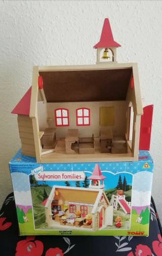 Sylvanian Families Tomy Vintage School House Boxed With Accessories