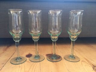 Vintage Pale Green Hand Blown Art Glass Champagne Wine Glasses Flutes X 4