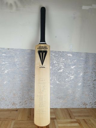 Vintage Duncan Fearnley Supreme Signed Cricket Bat,  English Players Autoraphs ?