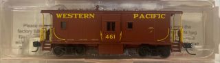 N Scale Athearn Bay Window Caboose Western Pacific Wp 461