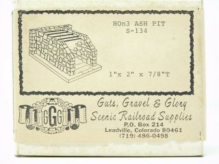 Hon3 Gauge Guts Gravel & Glory S - 134 Ash Pit Building Kit