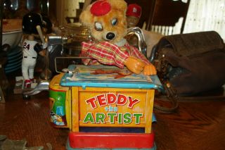 Vintage Yonezawa Teddy the Artist Toy Tin Battery Operated W/ 8 Stencils AS - IS 3