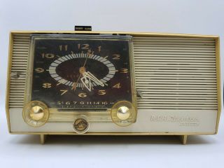 Vintage 1959 Rca Victor Golden Rod Yellow C - 4em Tube Am Clock Radio