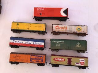 7 X Ho/00 Gauge North American Wagons/cars.  Mixed Brands & Livery.  See Des.  (7)