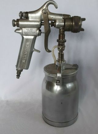 Vintage Devilbiss Paint Spray Gun Type Mbc 37973 W/cup And 43 Nozzle Euc