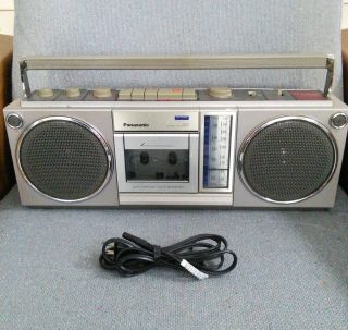 Vtg ‘80’s Panasonic Rx - 4930 Stereo Am - Fm Cassette Tape Boom Box