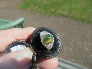 Rare Vintage Chrysoberyl Cats Eye Mid Century Ring,  Fascinating Green Cymophane