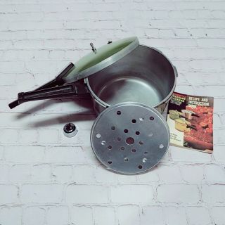 Vintage Presto 409a 4 Quart Stainless Steel Pressure Cooker Pot Jiggler Rack