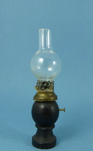 Vintage Dolls House Oil Lamp.