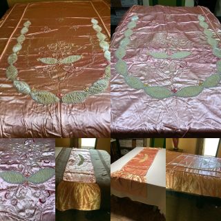 Vtg 1920 - 30’ Art Deco Bedspread & Pillow Sham Set.  Pink Satin W/embroidery 1920’