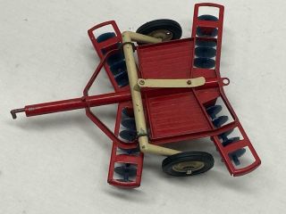 Vintage Tru Scale " Clip Disk " For Farm Tractor Toy Red 1:16